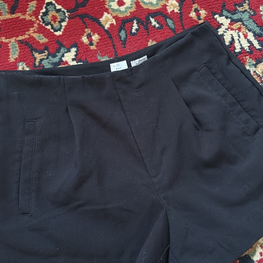 a new day Shorts - Picture 2 of 4